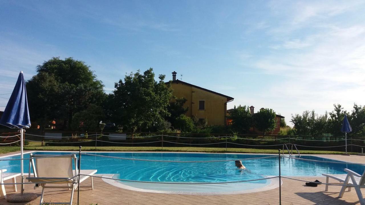 Agriturismo Trebis Volta Mantovana Habitación foto